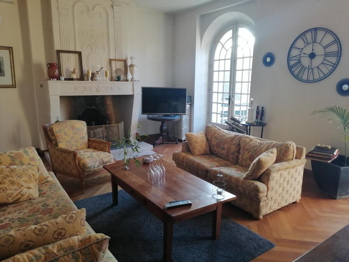 Chambre D Hote De La Paix Ла-Рошфуко Экстерьер фото